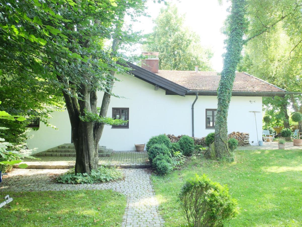 Ferienstudio-Apartment Tausendfreund "Adults Only" Am Chiemsee Breitbrunn am Chiemsee Exterior photo